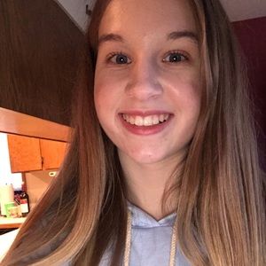 Meet your Posher, Carlie